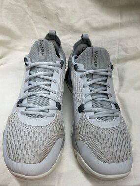 Under armor Tarain reign Light Gray Athletic Sneakers men sz 10